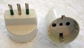ITY-E international plug adapter — Italy