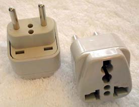 EUN-U international plug adapter — Continental Europe (old, no ground)