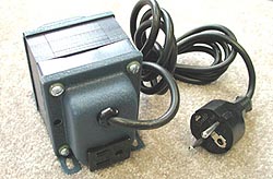 SD100 voltage transformer — 100 watt — 0.86 amp — 0.1 kva (grounded)