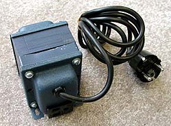 SD150 voltage transformer — 150 watt — 1.3 amp — 0.15 kva (grounded)