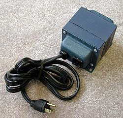 VB750 voltage transformer — 750 watt — 6.5 amp — 0.75 kva (grounded)